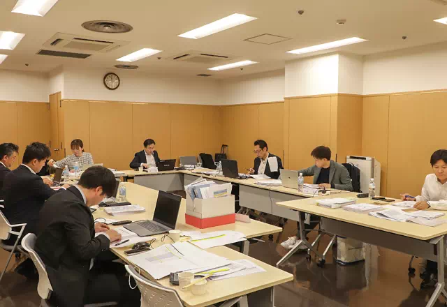 食品委員会の様子